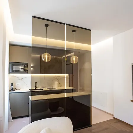 Realkasa Galileo Flat Apartment