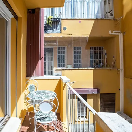 Realkasa Galileo Flat Apartment